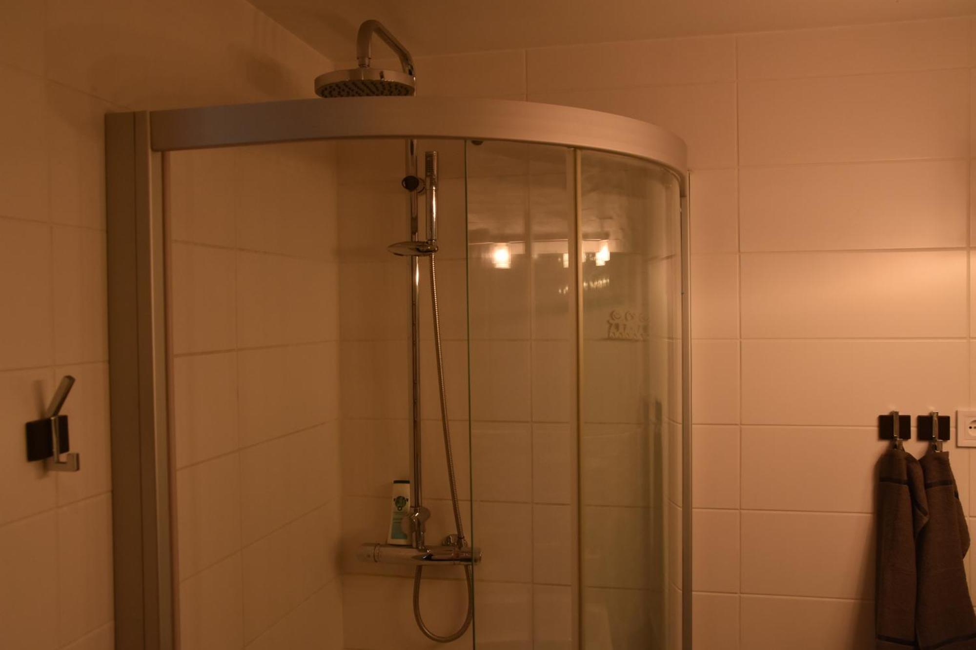 Kahe Magamistoaga Ja Suure Elutoaga 3-Toaline Korter Vaatega Tallinna Aerikeskusele Exterior photo